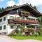 Haus Lindeneck - Erika Schwentner