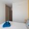 HomeForGuest Apartamento en residencia de lujo con terraza y piscina