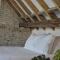 Van Heeckeren Apartments & Suites Buren
