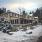 Woodfield Manor - A Sundance Vacations Property