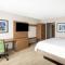 Holiday Inn Express & Suites - Phoenix - Airport North, an IHG Hotel