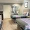 Island Suites Hobby Airport