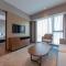 Holiday Inn Express Shenzhen Longhua, an IHG Hotel