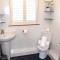 Kelpies Serviced Apartments- Jamieson - Stenhousemuir