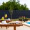 Villa Terra with heated pool