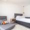 Seaview Villa Marila with a private pool with hydromassage, 3 en suite bedrooms, 1km from beach - Lokva Rogoznica