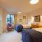 Spinnaker Bay - 1 bedroom apartment