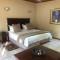 Oak Tree Lodge
