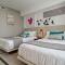 Upscale Condo with Pool Access in Hyde Beach House! - Hollywood