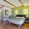 Wingate by Wyndham Geneva at SPIRE Academy