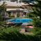 Oasis family apartments