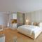 Hotel AVA