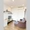 Landmark Residence 2, High Floor with Nice View, Free Parking, TVbox. - 加影