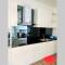 Landmark Residence 2, High Floor with Nice View, Free Parking, TVbox. - 加影