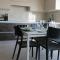 Wileg 4A Luxury Studio Apartment with Shared Swimming Pool.