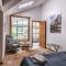 7 Senses Luxury Apartment
