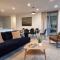 Union Green Apt w Stunning Views - Free Parking