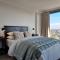 Union Green Apt w Stunning Views - Free Parking