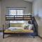 Stylish Home with Expansive Deck in Show Low! - شو لو