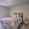 4 Mi to Bethany Beach Townhome with Screened Porch