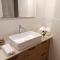 Accommodation at Miss Daisy - להתארח אצל מיס דייזי