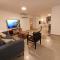 Accommodation at Miss Daisy - להתארח אצל מיס דייזי