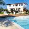 Charming Apartment in Nardò with Shared Pool