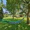 Wellstone Cottages - Honey Coach House