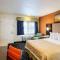 Days Inn by Wyndham Monterey Downtown