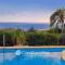 Exceptional Large Villa, FREE HEATED Pool 1 NOV - 15 JAN, Privacy,Prime Location