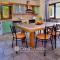 Exceptional Large Villa, FREE HEATED Pool 1 NOV - 15 JAN, Privacy,Prime Location