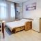 SEVEN ROSES APART HOTEL