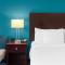 La Quinta by Wyndham Portland NW