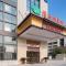 Vienna Hotel (Qingyuan Century Bar Shop in Guangdong Province)
