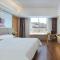 Vienna International Hotel Jingdezheng People Square