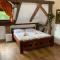 Apartmanový dům 13 Podkroví 1