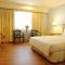 Cambridge Tainan Hotel
