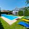 Villa with Pool - Leon's Holiday Homes - Dottikon