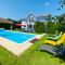 Villa with Pool - Leon's Holiday Homes - Dottikon