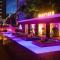 Marseilles Beachfront Hotel - Miami Beach