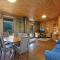 98 Ocean Parade Rustic Log Cabin - Dalmeny