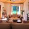 Oak Tree Lodge