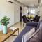 Phaedrus Living: Seaside Luxury Flat Lighthouse 65