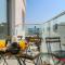 Phaedrus Living: Seaside Luxury Flat Lighthouse 65