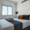 Phaedrus Living: Seaside Luxury Flat Lighthouse 65