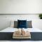 Phaedrus Living: Seaside Luxury Flat Lighthouse 65