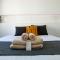Phaedrus Living: Seaside Luxury Flat Lighthouse 65