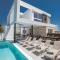 Kube Luxury Villas