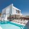 Kube Luxury Villas