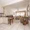Strand Getaways Apartment